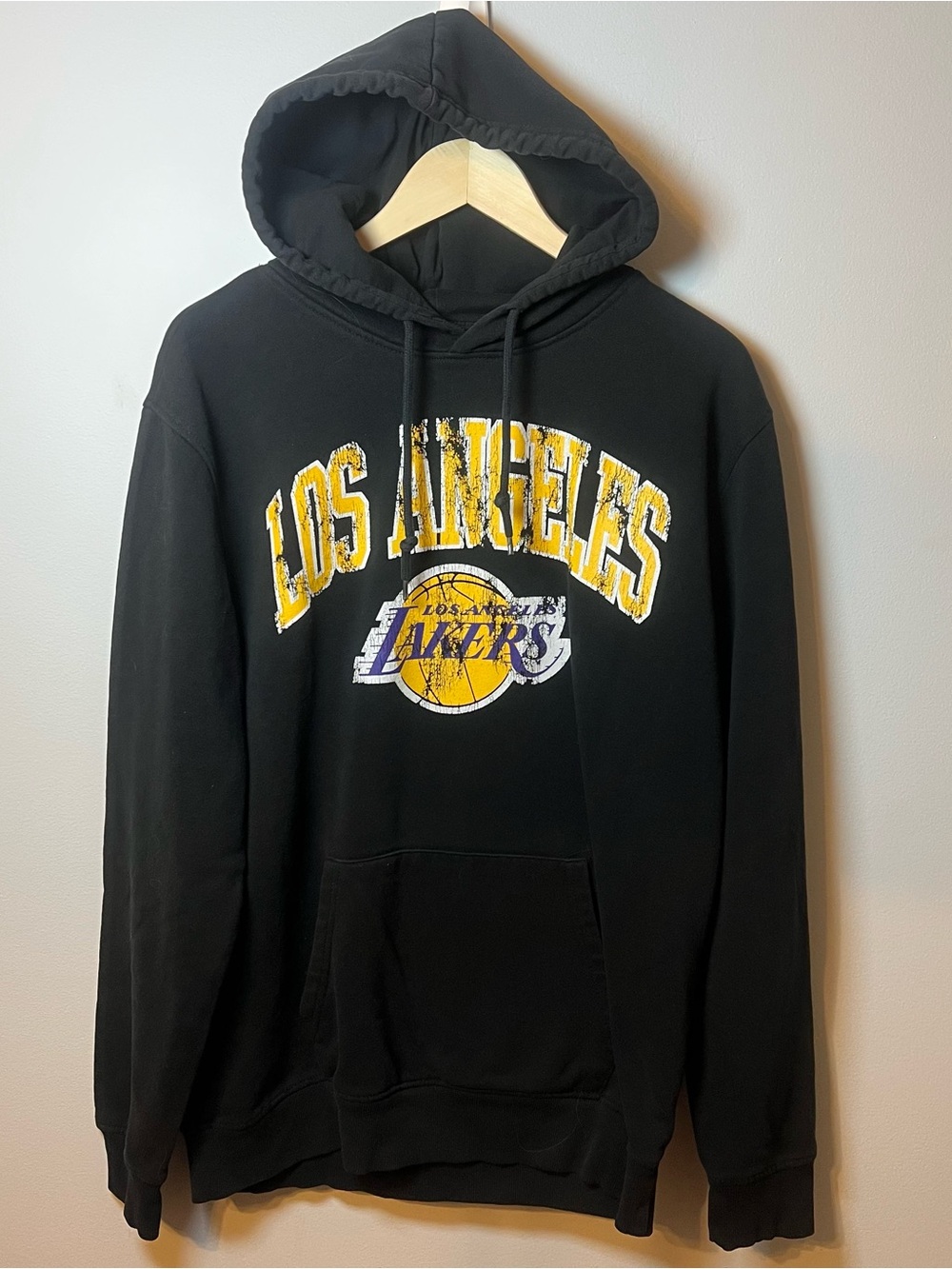Los Angeles LA Lakers Hoodie Men’s L Black Pullover NBA Sweatshirt Ultra Game